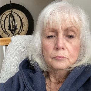 Meet your Posher, Suzanne